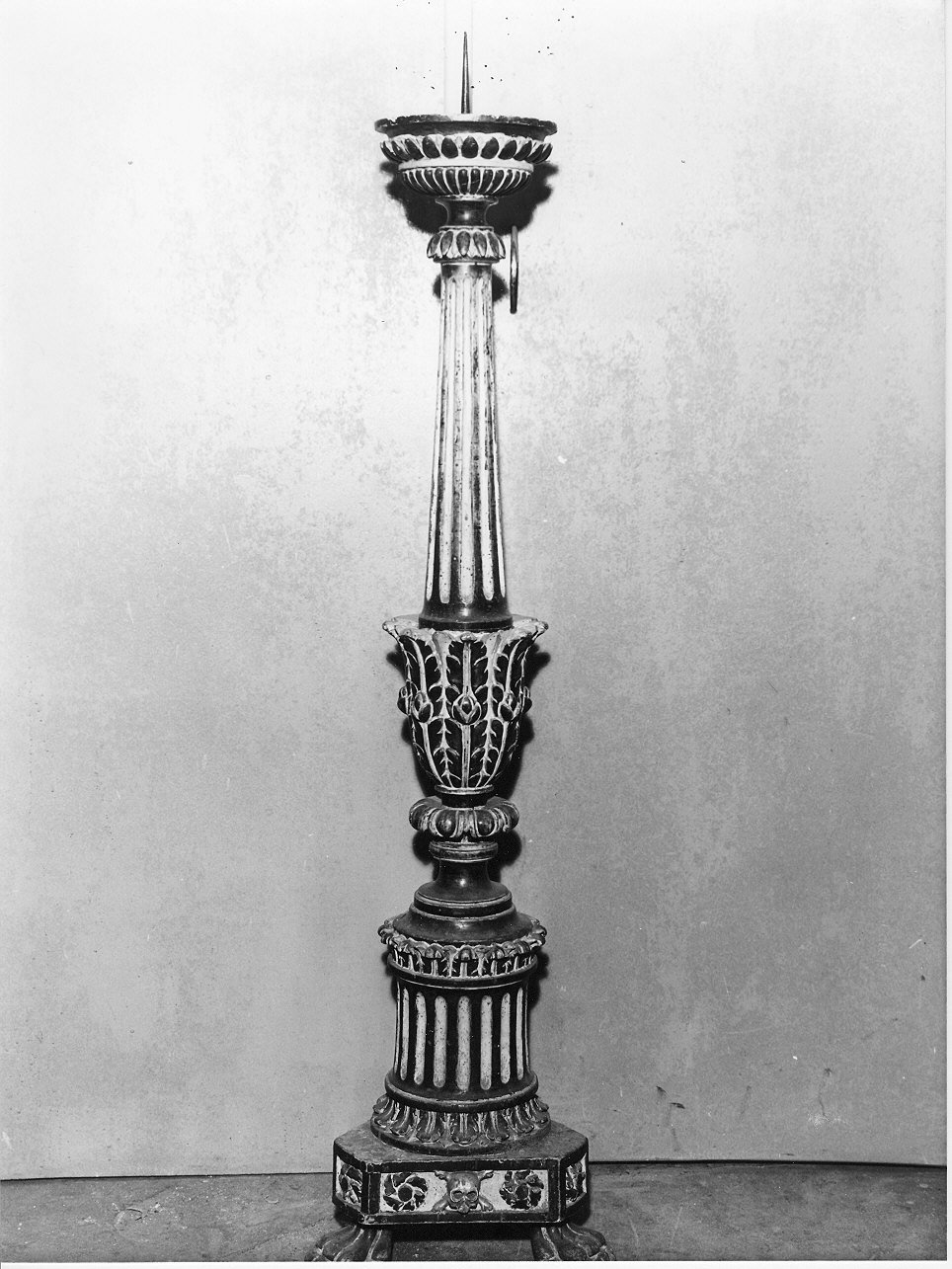 candeliere d'altare, serie - bottega ligure (prima metà sec. XIX)