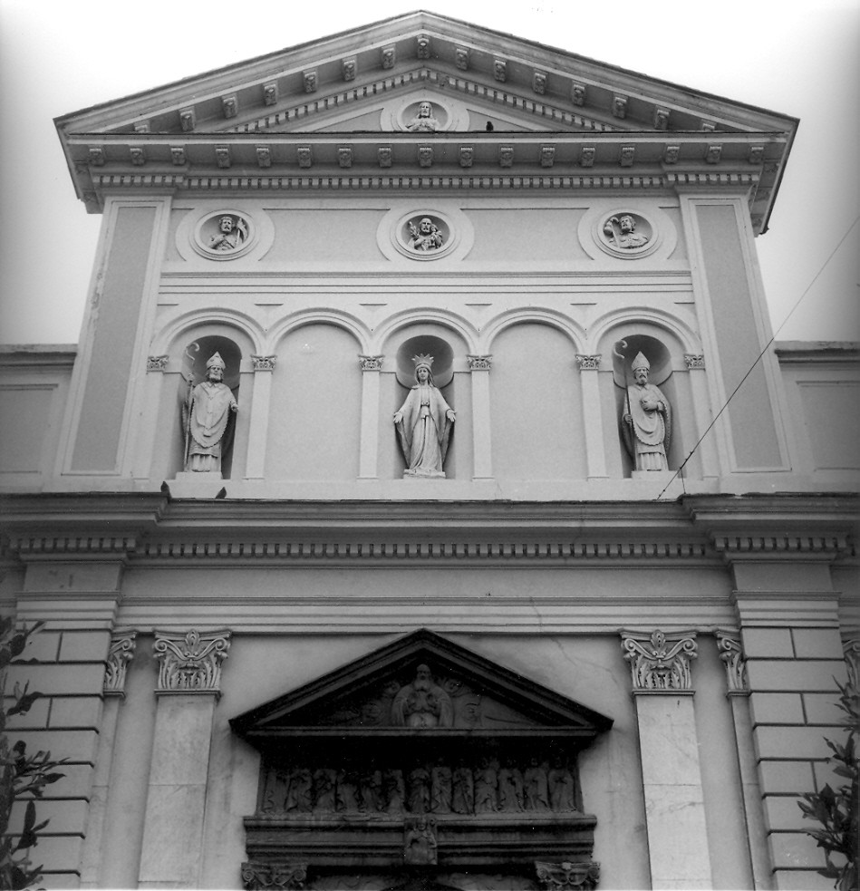 Madonna Incoronata (statua, elemento d'insieme) - bottega ligure (fine sec. XIX)