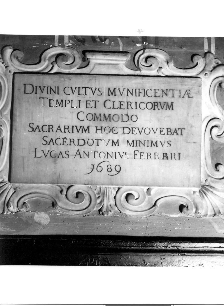 lapide tombale, opera isolata - bottega ligure (sec. XVII)