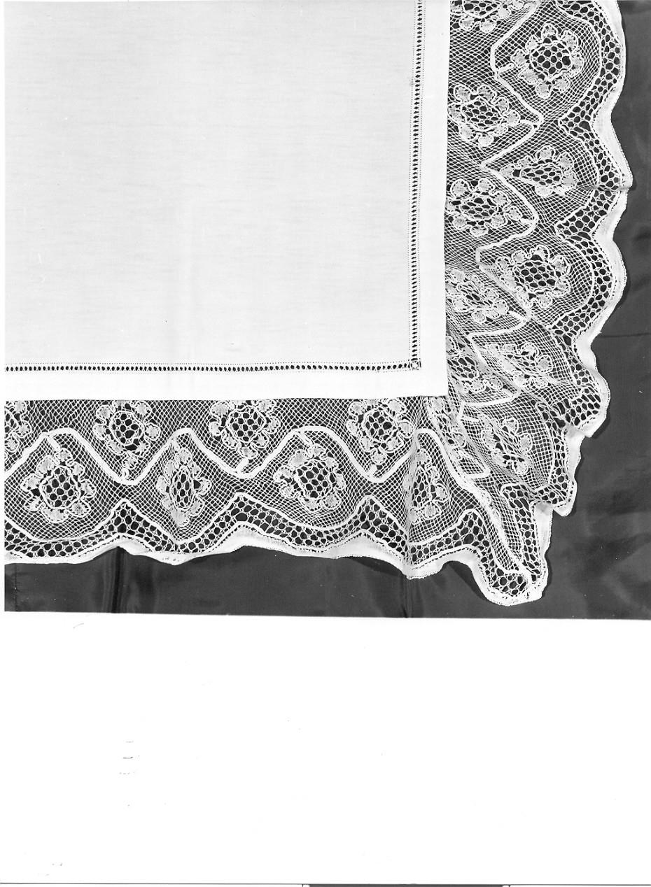 tovaglia d'altare, opera isolata - manifattura ligure (seconda metà sec. XIX)