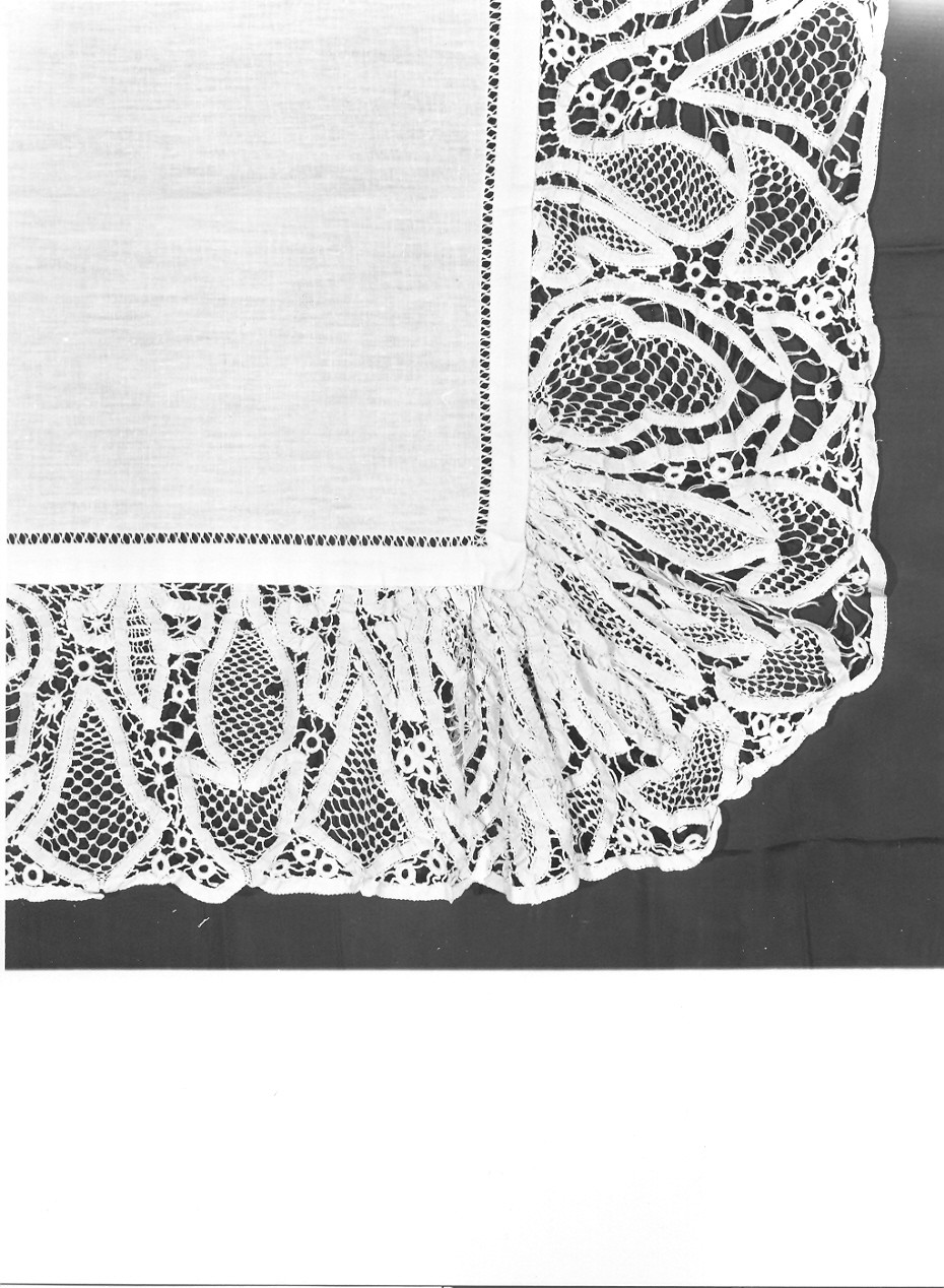 tovaglia d'altare, opera isolata - manifattura ligure (fine/inizio secc. XIX/ XX)