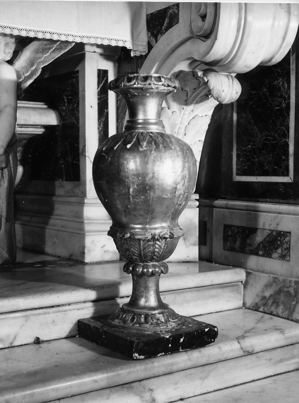 candeliere, opera isolata - bottega ligure (prima metà sec. XIX)