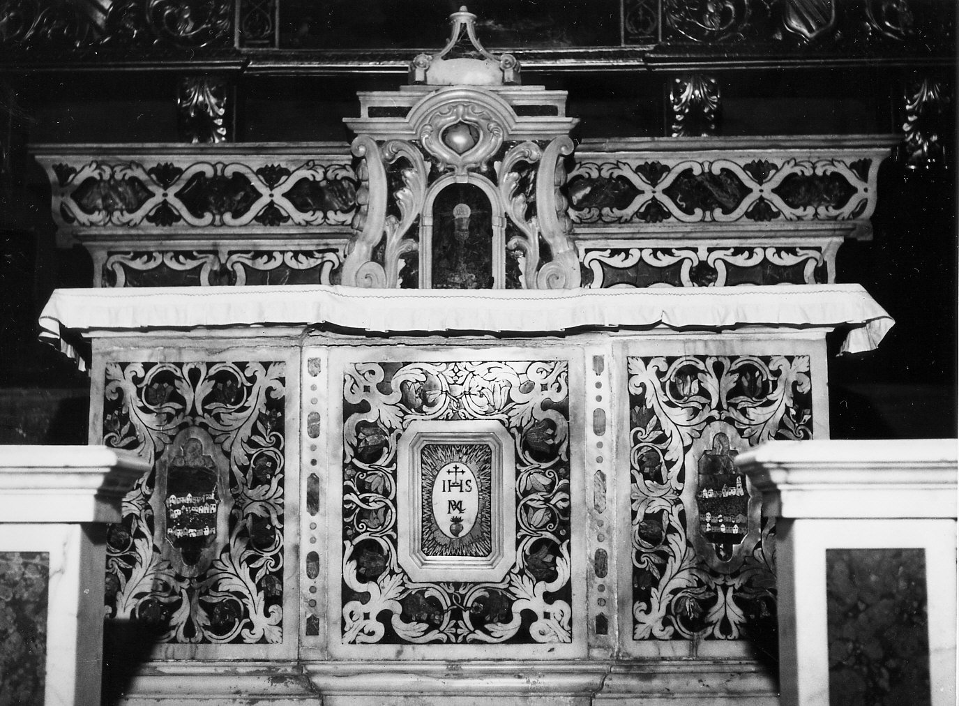 altare, insieme - bottega ligure (sec. XVIII)