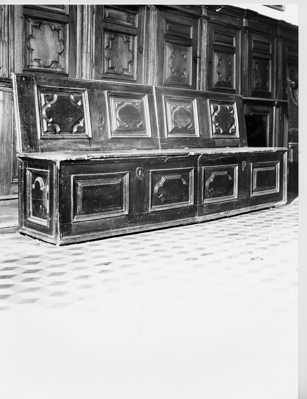 cassapanca, opera isolata - bottega ligure (sec. XVII)