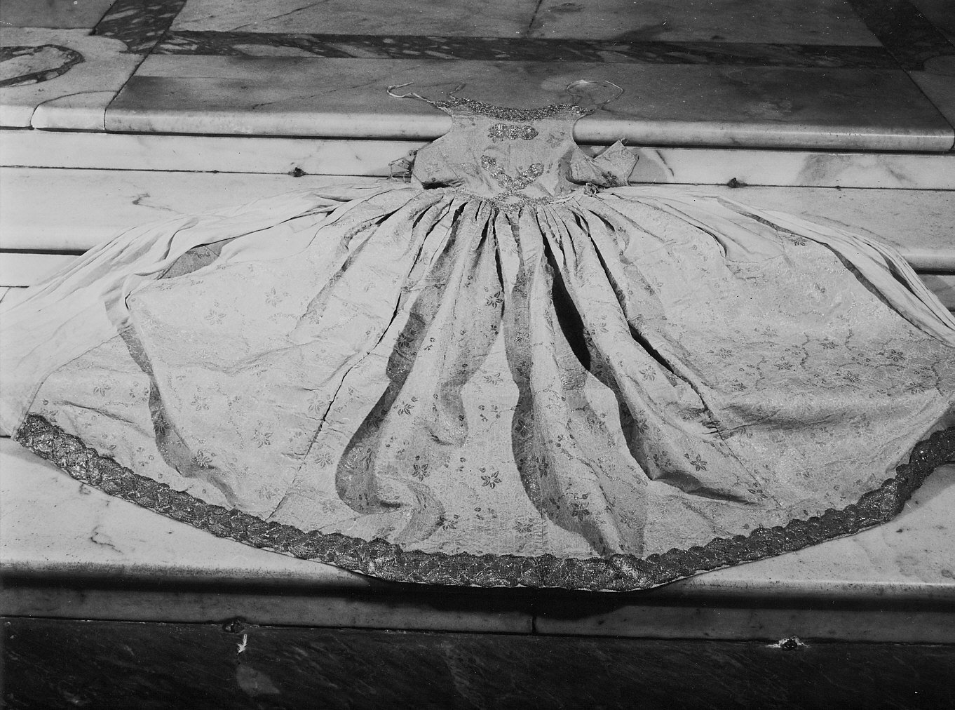 veste da statua, opera isolata - manifattura italiana (terzo quarto sec. XVIII)