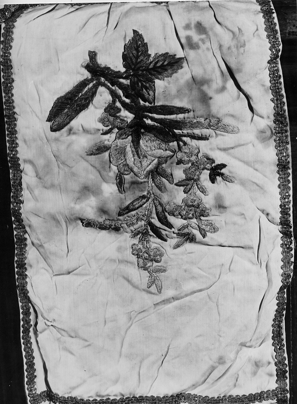 velo omerale, opera isolata - manifattura italiana (sec. XVII)