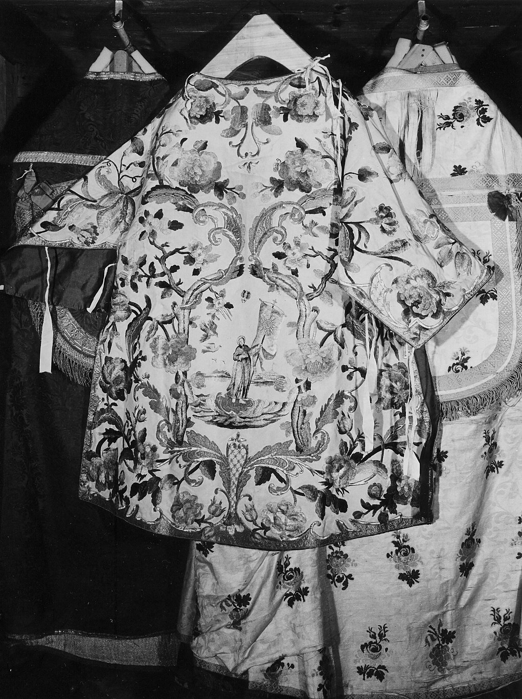 dalmatica, opera isolata di Rossi Giovanni (metà sec. XVIII)