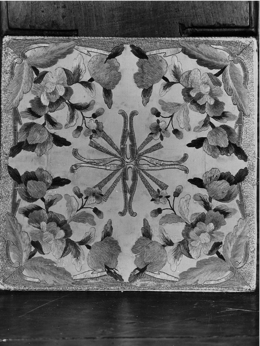 borsa, opera isolata di Rossi Giovanni (metà sec. XVIII)