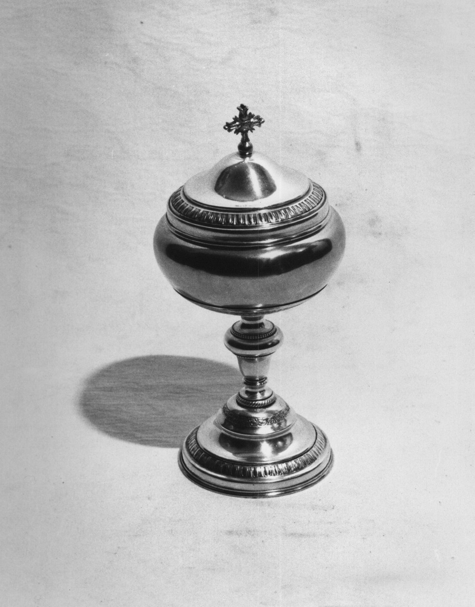 pisside, opera isolata - bottega ligure (fine/inizio secc. XIX/ XX)