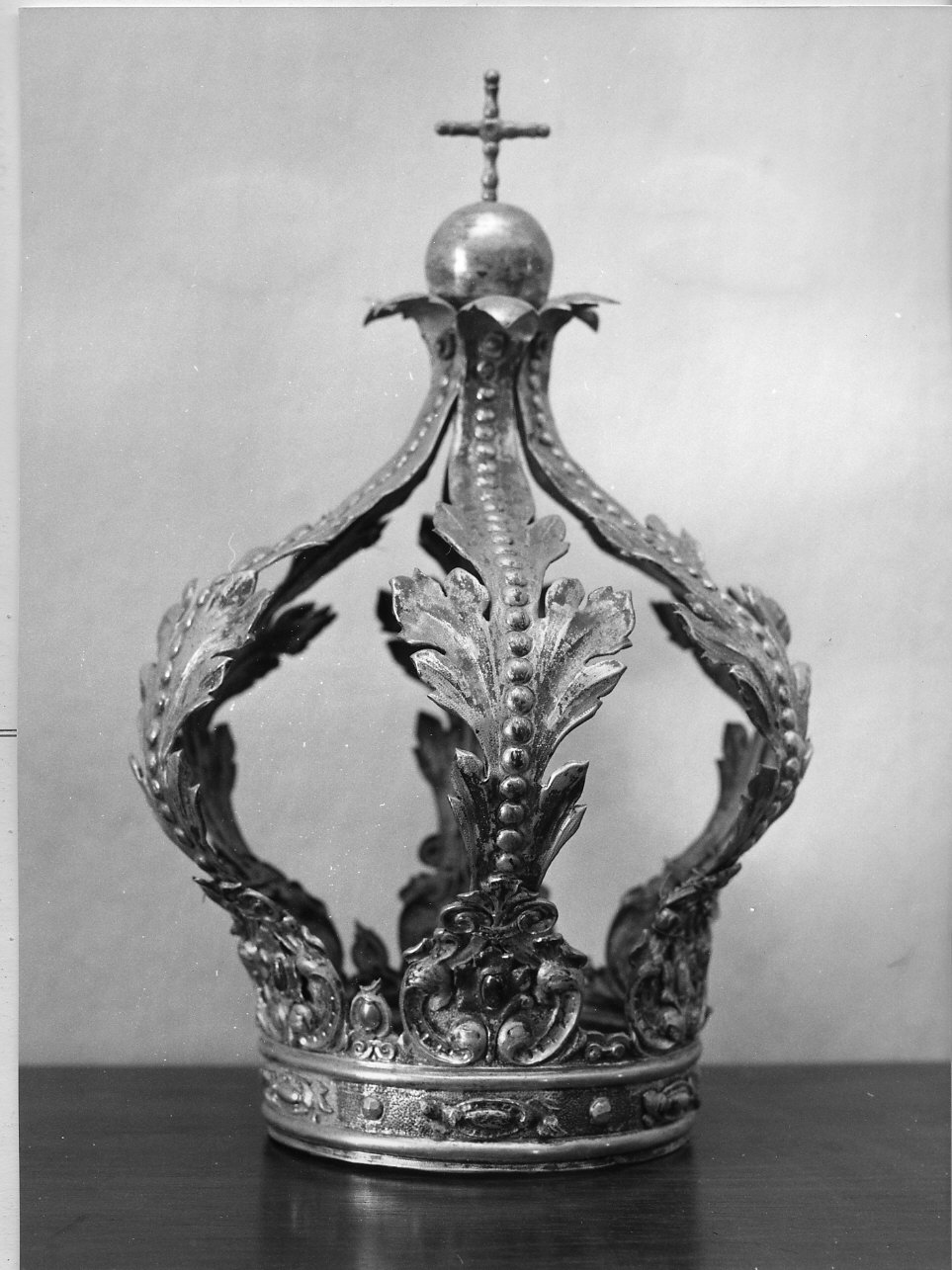 motivi decorativi vegetali (corona da statua, opera isolata) - bottega ligure (secc. XVIII/ XIX)