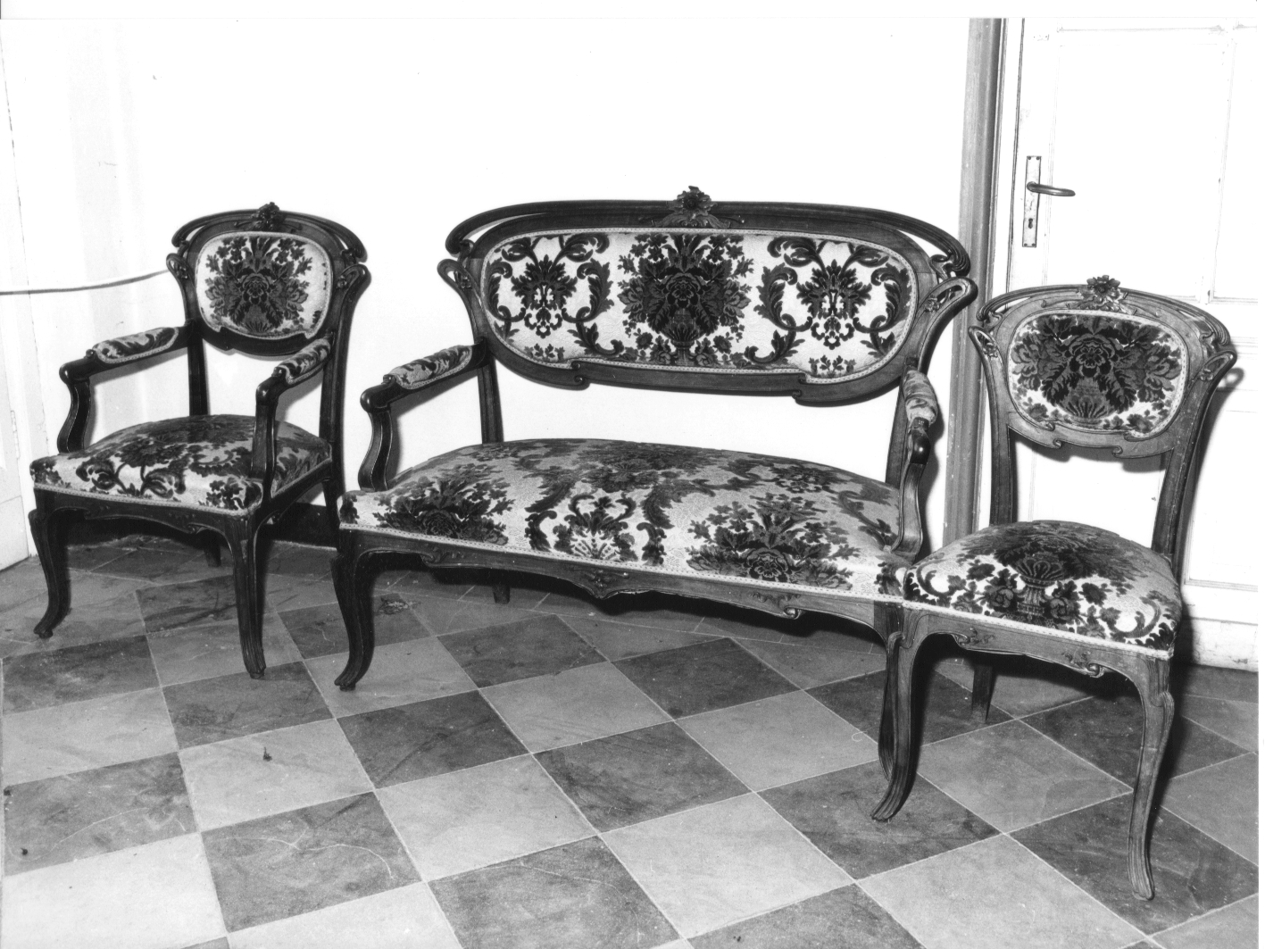 motivi decorativi (divano, opera isolata) - bottega ligure, manifattura ligure (sec. XIX)