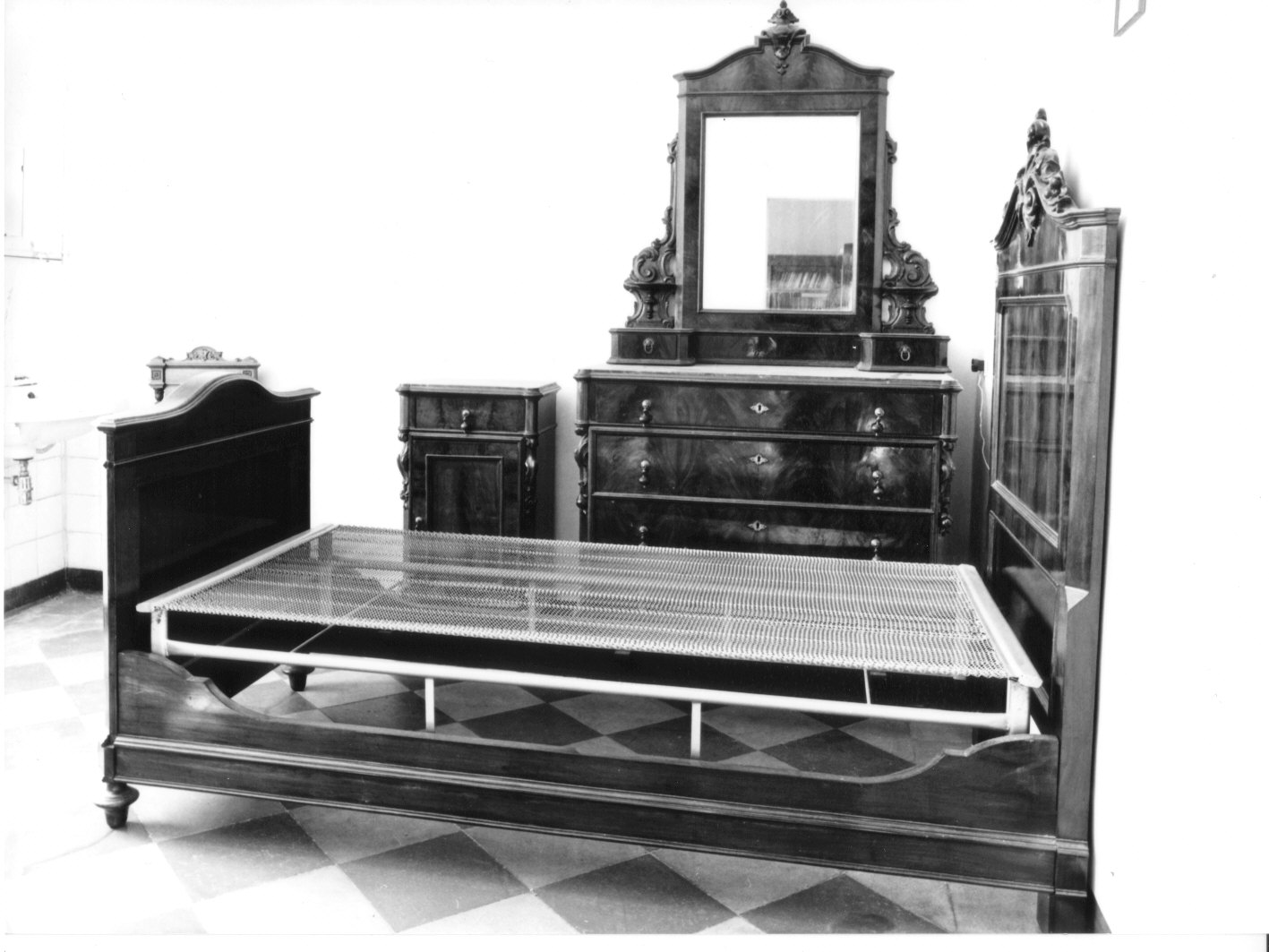 motivi decorativi (letto, opera isolata) - bottega ligure (sec. XIX)