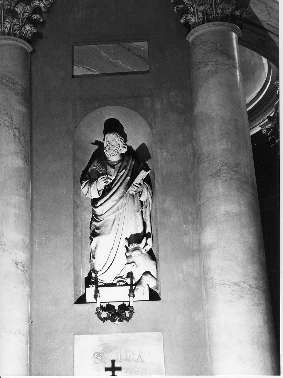 San Luca (statua, elemento d'insieme) di Ghersi Filippo (seconda metà sec. XIX)