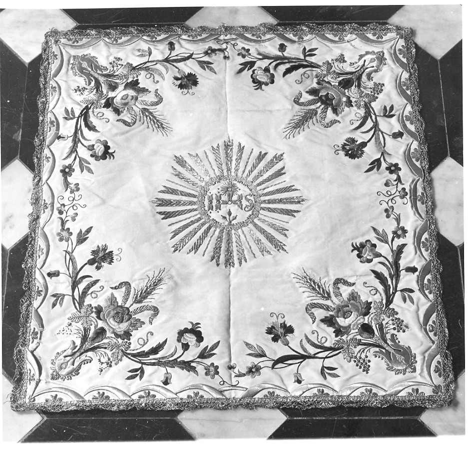 velo di calice, elemento d'insieme - manifattura ligure (prima metà sec. XIX)