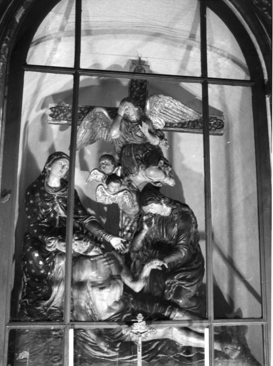 Pietà (gruppo scultoreo, insieme) - bottega italiana (fine sec. XVII)