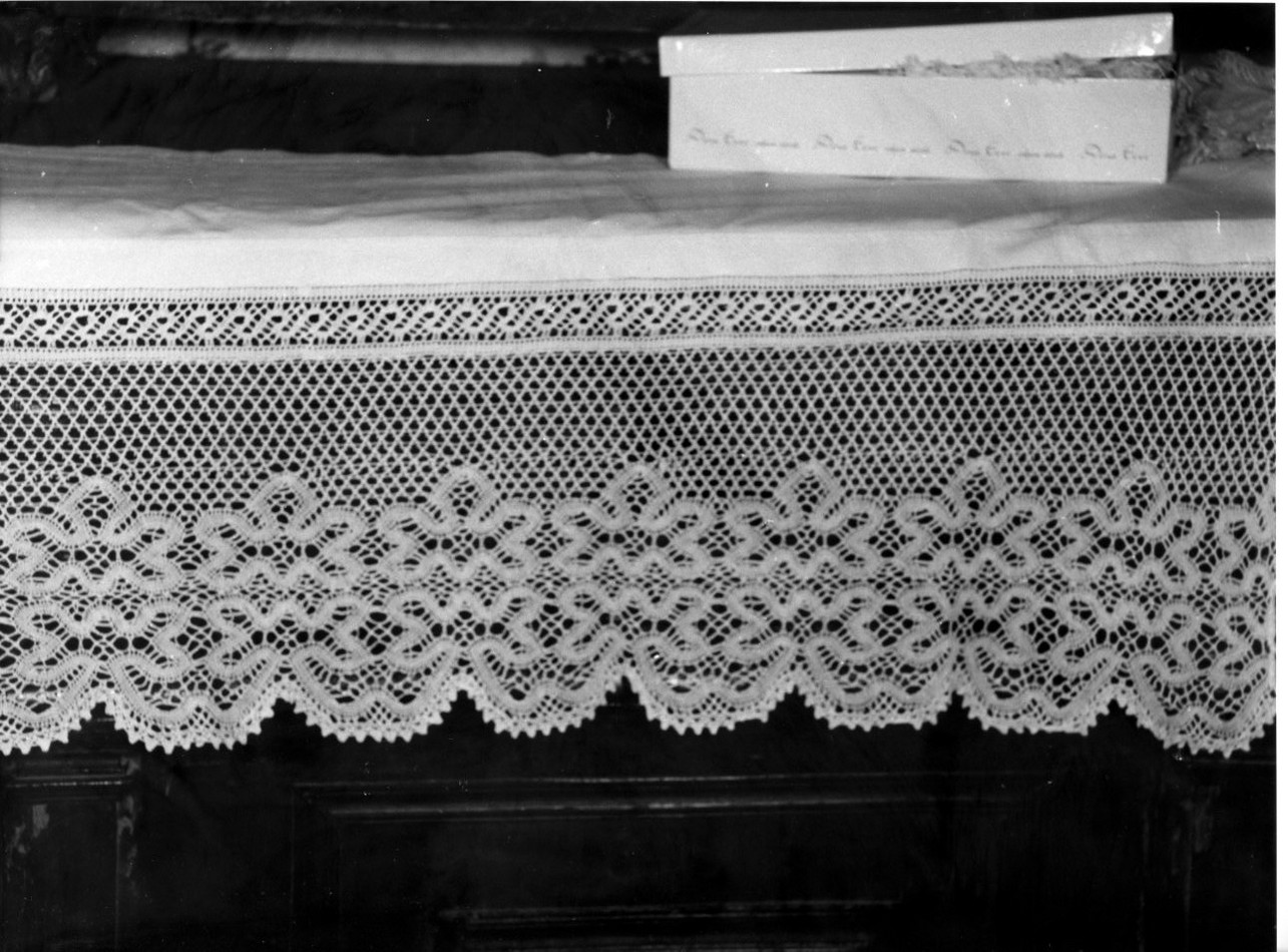 tovaglia d'altare, opera isolata - manifattura ligure (metà sec. XIX)