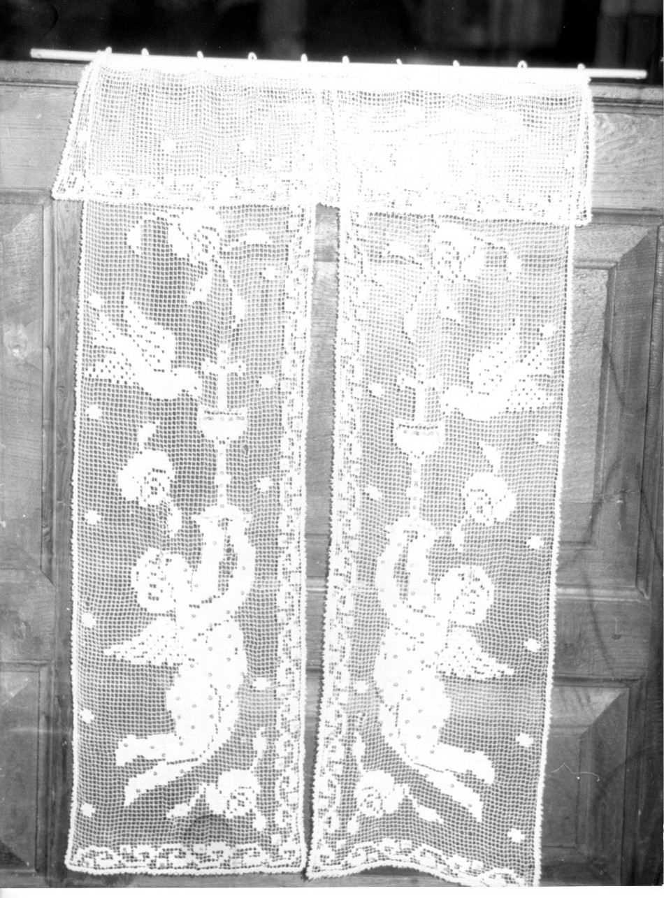 tendina, coppia - manifattura ligure (fine sec. XIX)