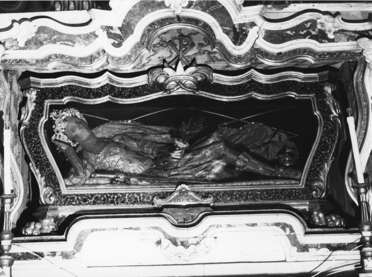 reliquiario a teca - a urna, opera isolata - bottega ligure (seconda metà sec. XVIII)