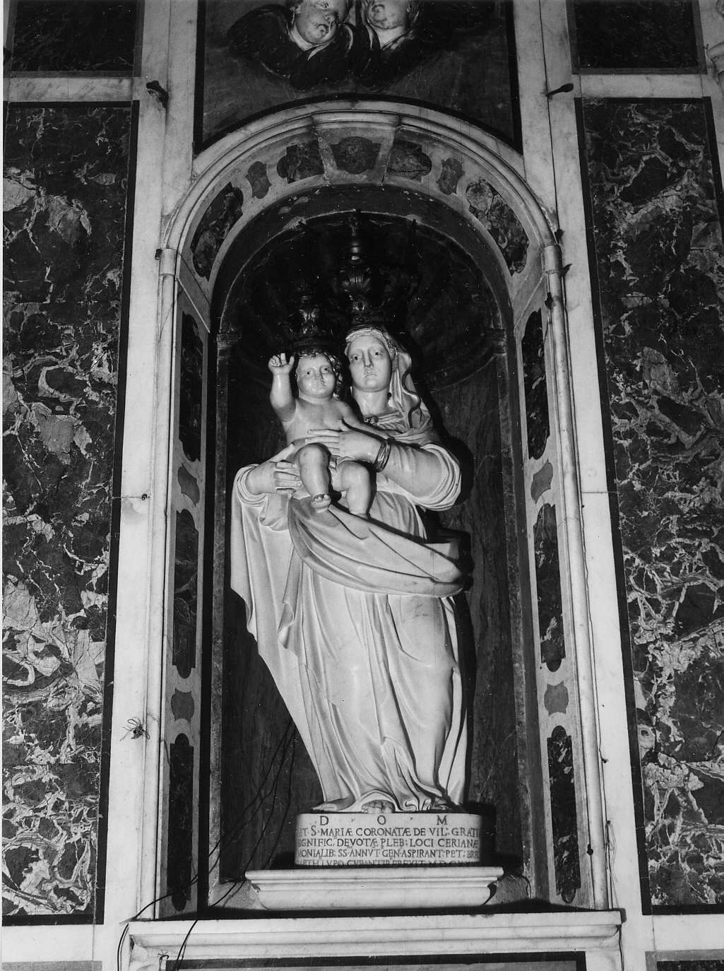 Madonna con Bambino (statua, insieme) di Redi Martino (sec. XVII)