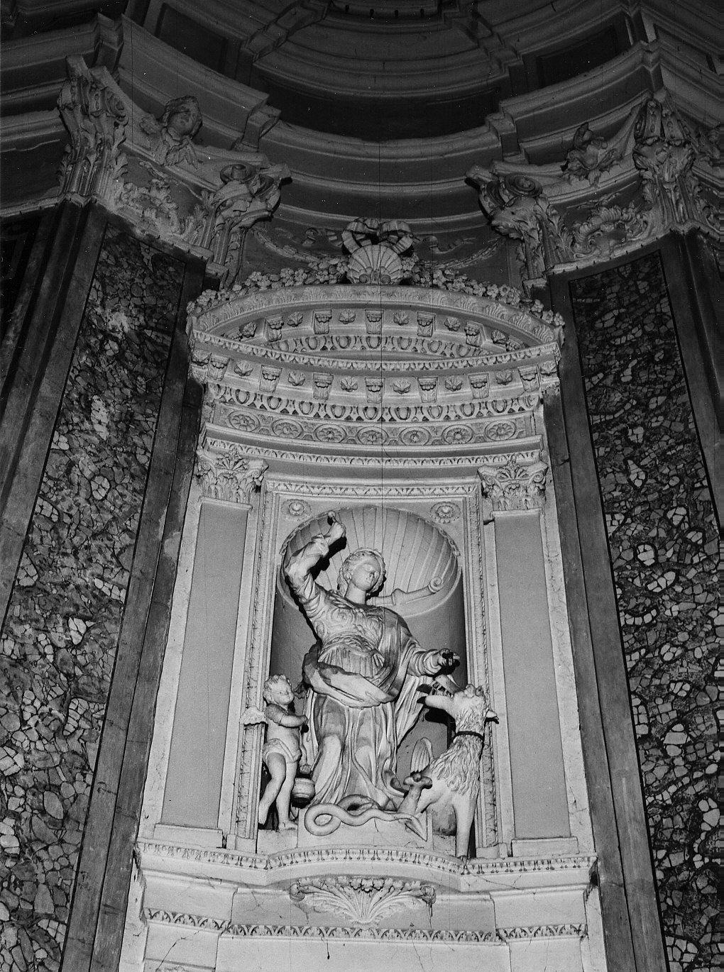 Santa Marta (statua, insieme) di Adami Vincenzo (fine sec. XVIII)