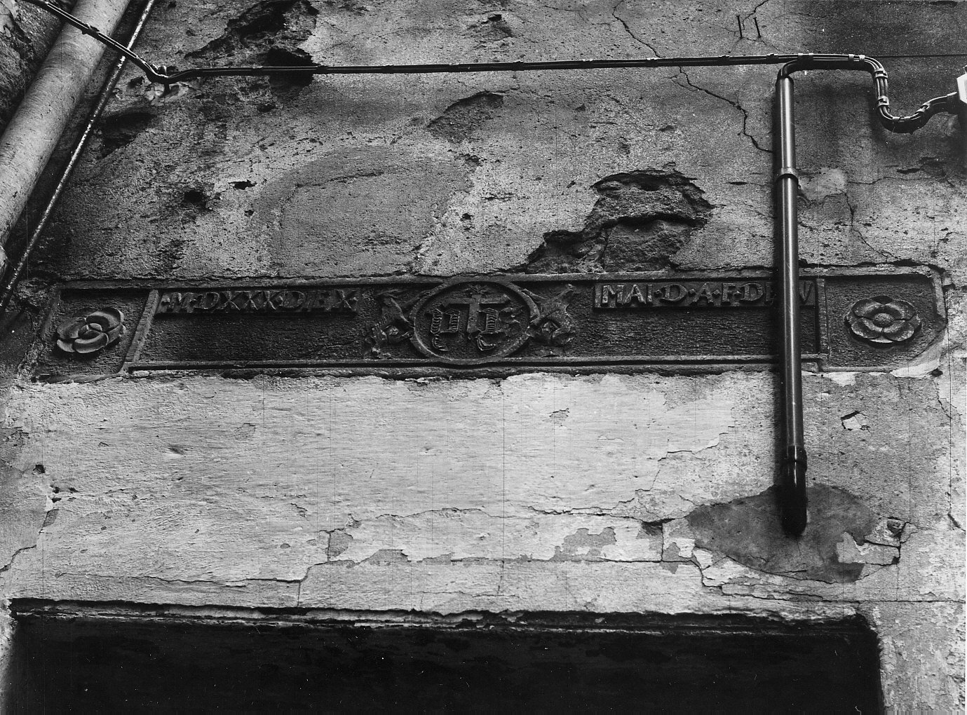 architrave di portale, opera isolata - bottega ligure (sec. XVI)