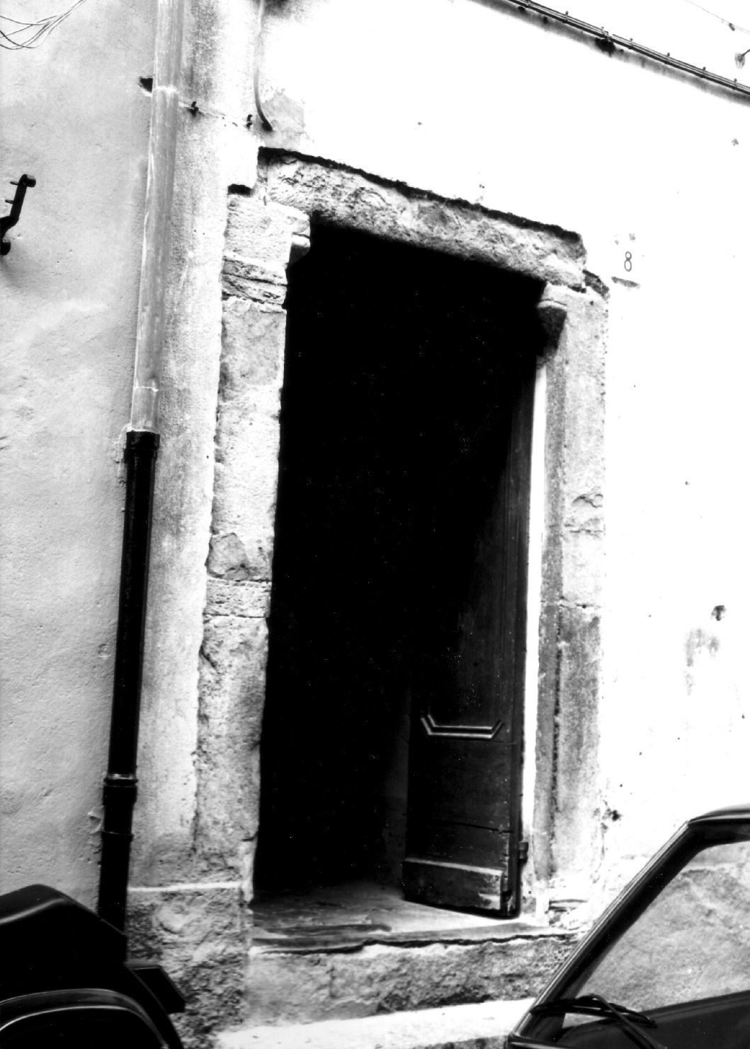 portale architravato, opera isolata - bottega ligure (sec. XV)