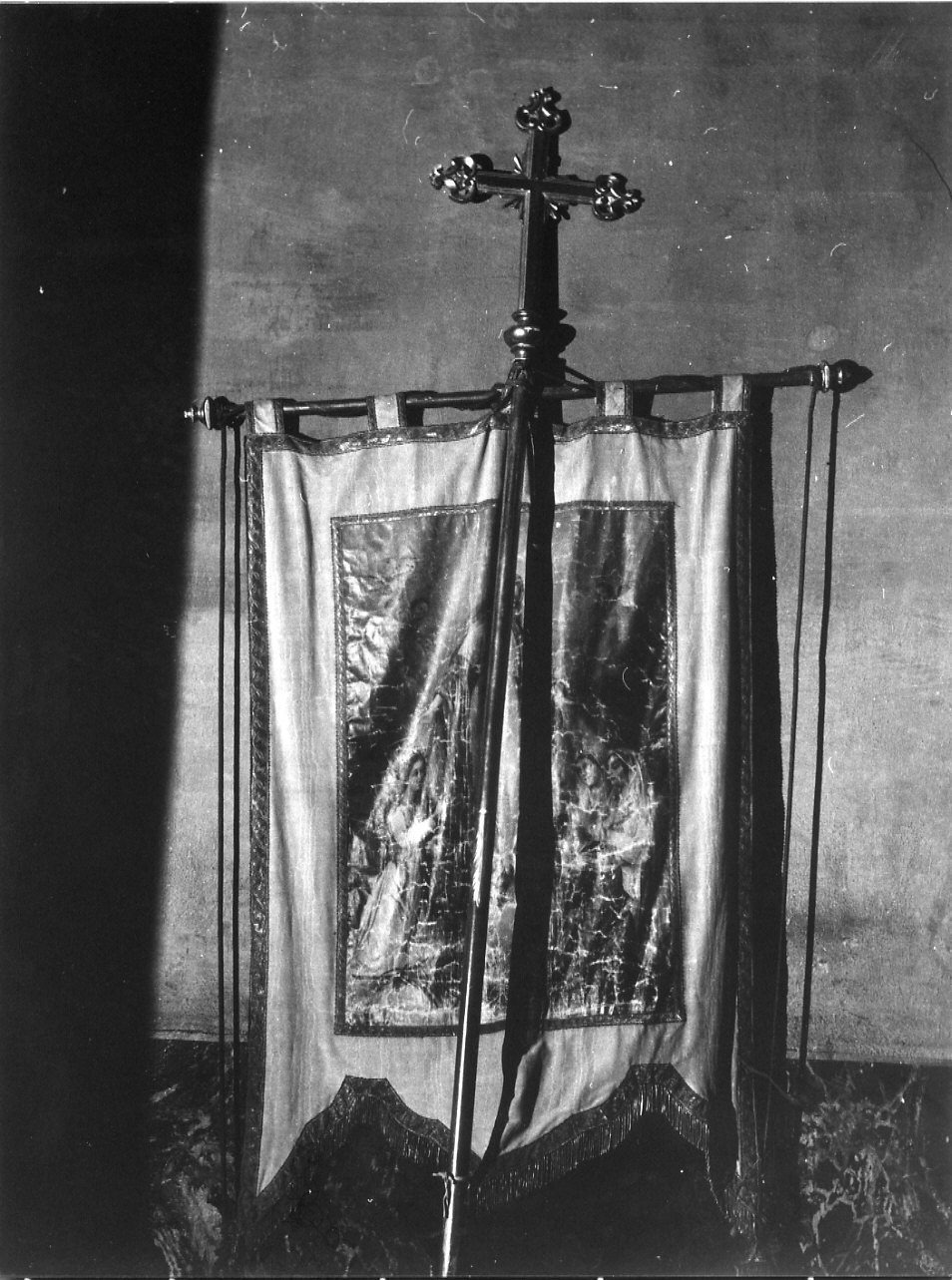 Figlie di Maria (stendardo, opera isolata) di Ditta Prinotti (fine/inizio secc. XIX/ XX)