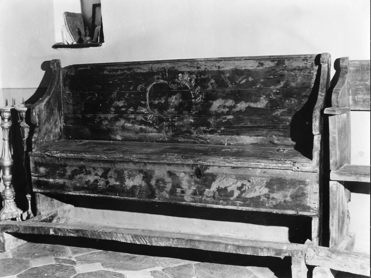 cassapanca, opera isolata - bottega ligure (sec. XVIII)