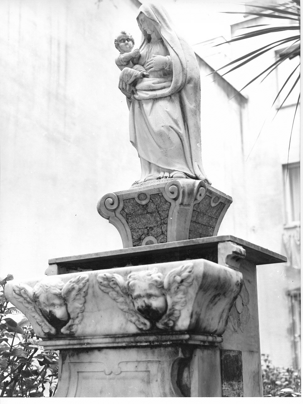 capitello, opera isolata - bottega ligure (metà sec. XVII)