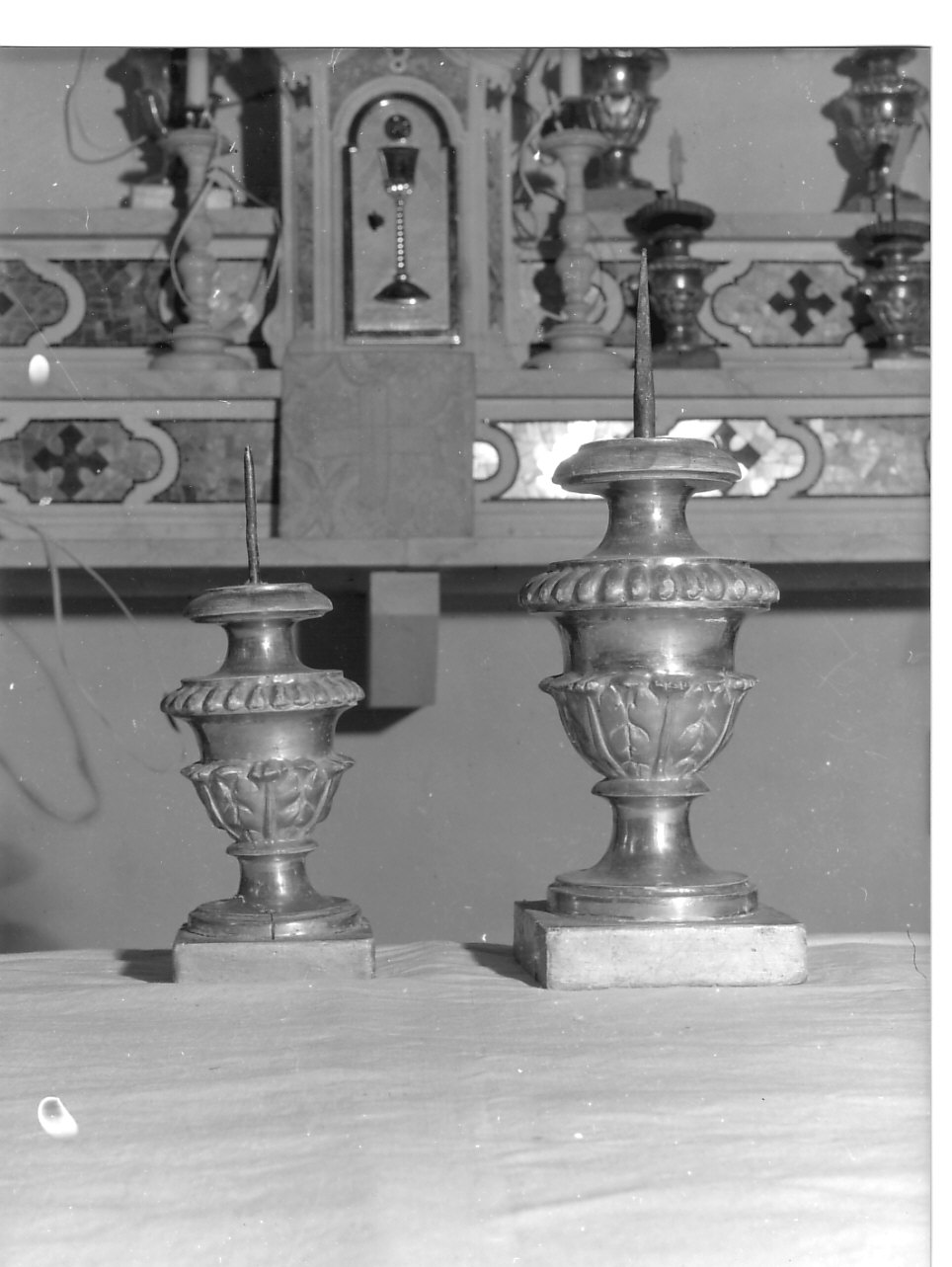 portacandelabro, serie - PRODUZIONE LIGURE (sec. XIX)