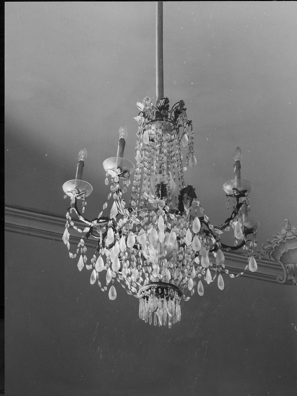 lampadario - a bracci, opera isolata - bottega ligure (metà sec. XIX)