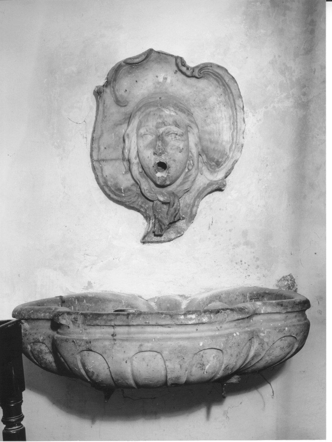 fontana - a muro, opera isolata - bottega italiana (seconda metà sec. XVIII)