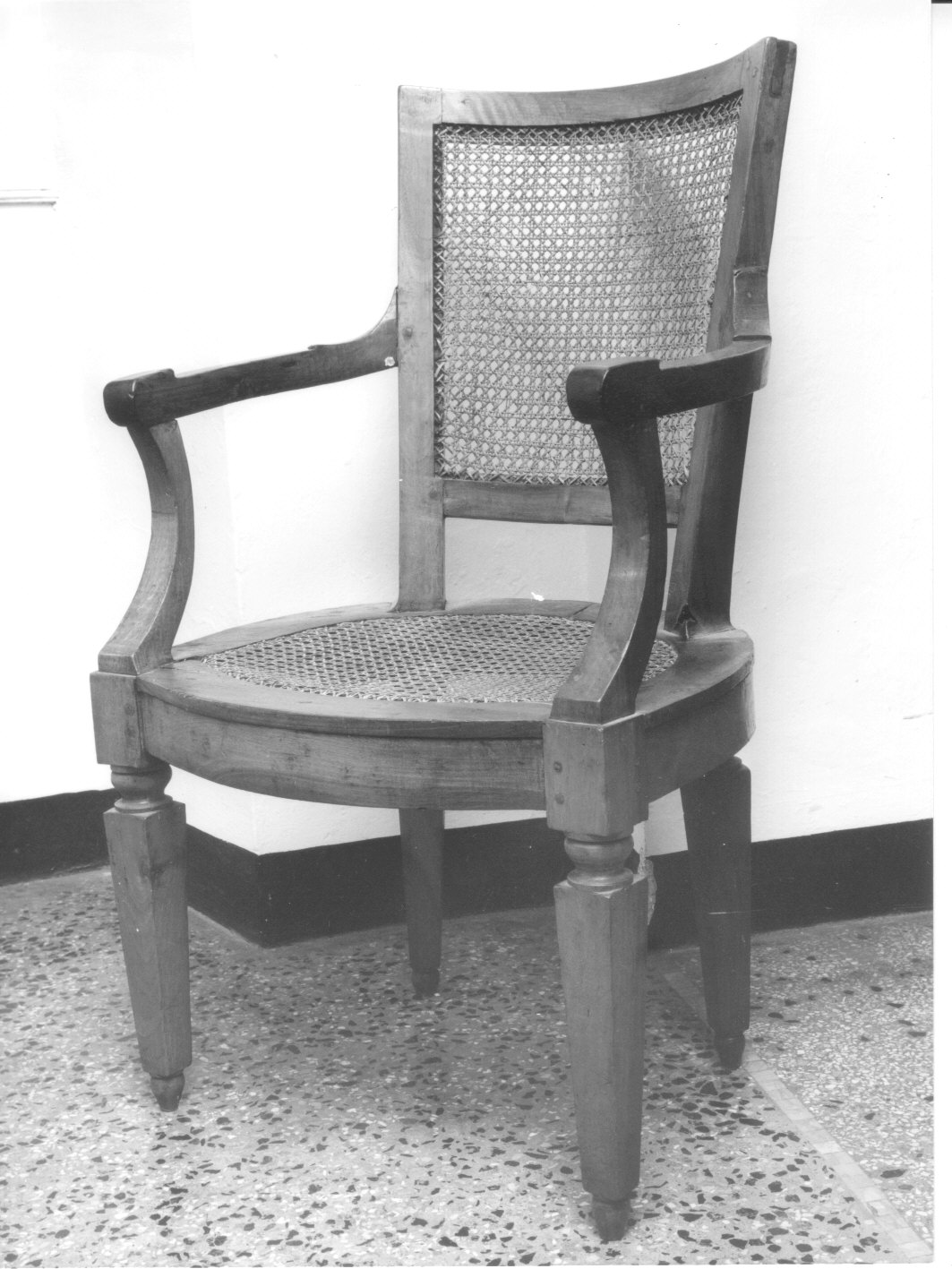 poltrona, opera isolata - bottega ligure (fine/inizio secc. XVIII/ XIX)