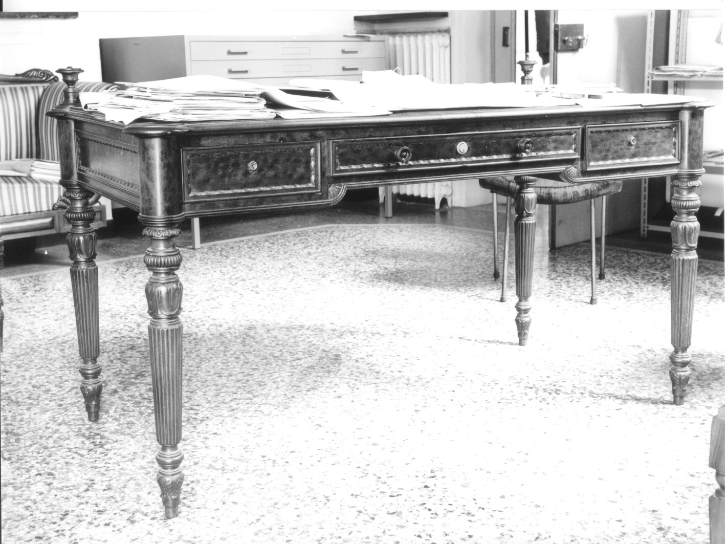 scrivania, opera isolata di Peters Enrico Tommaso (sec. XIX)