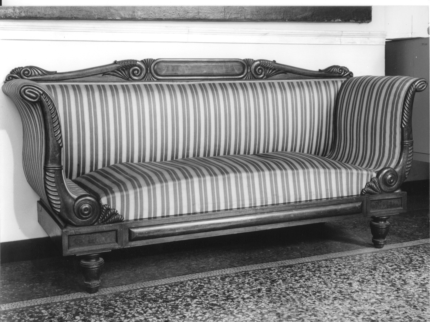 divano - a lira, coppia di Peters Enrico Tommaso (prima metà sec. XIX)