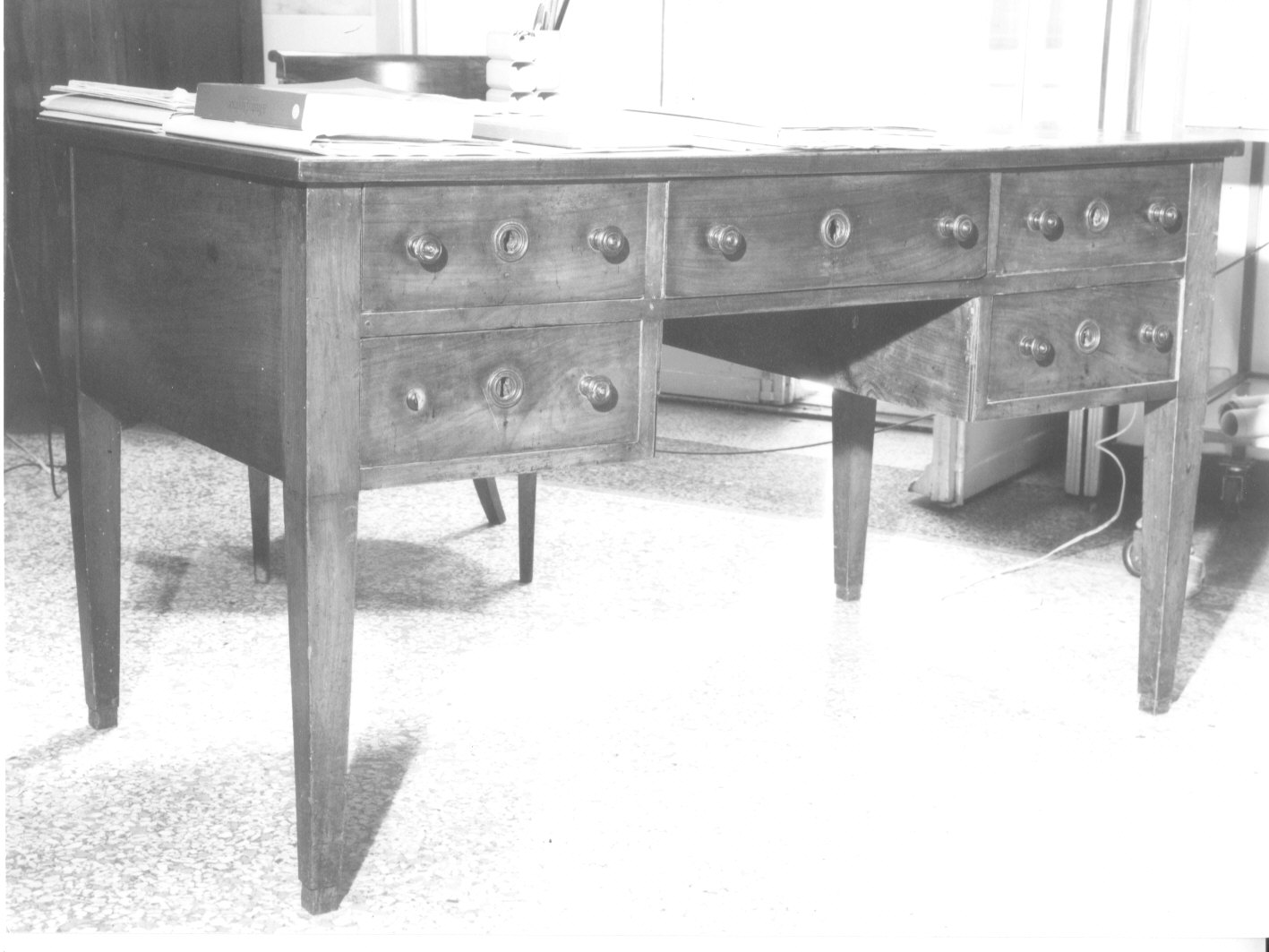 scrivania, opera isolata - bottega ligure (fine sec. XIX)