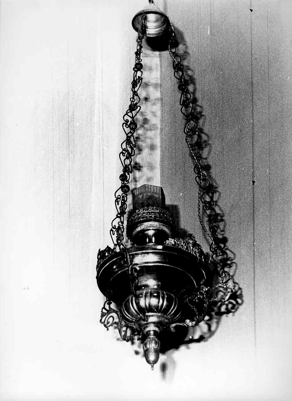 lampada pensile ad anfora, opera isolata - bottega italiana (sec. XIX)