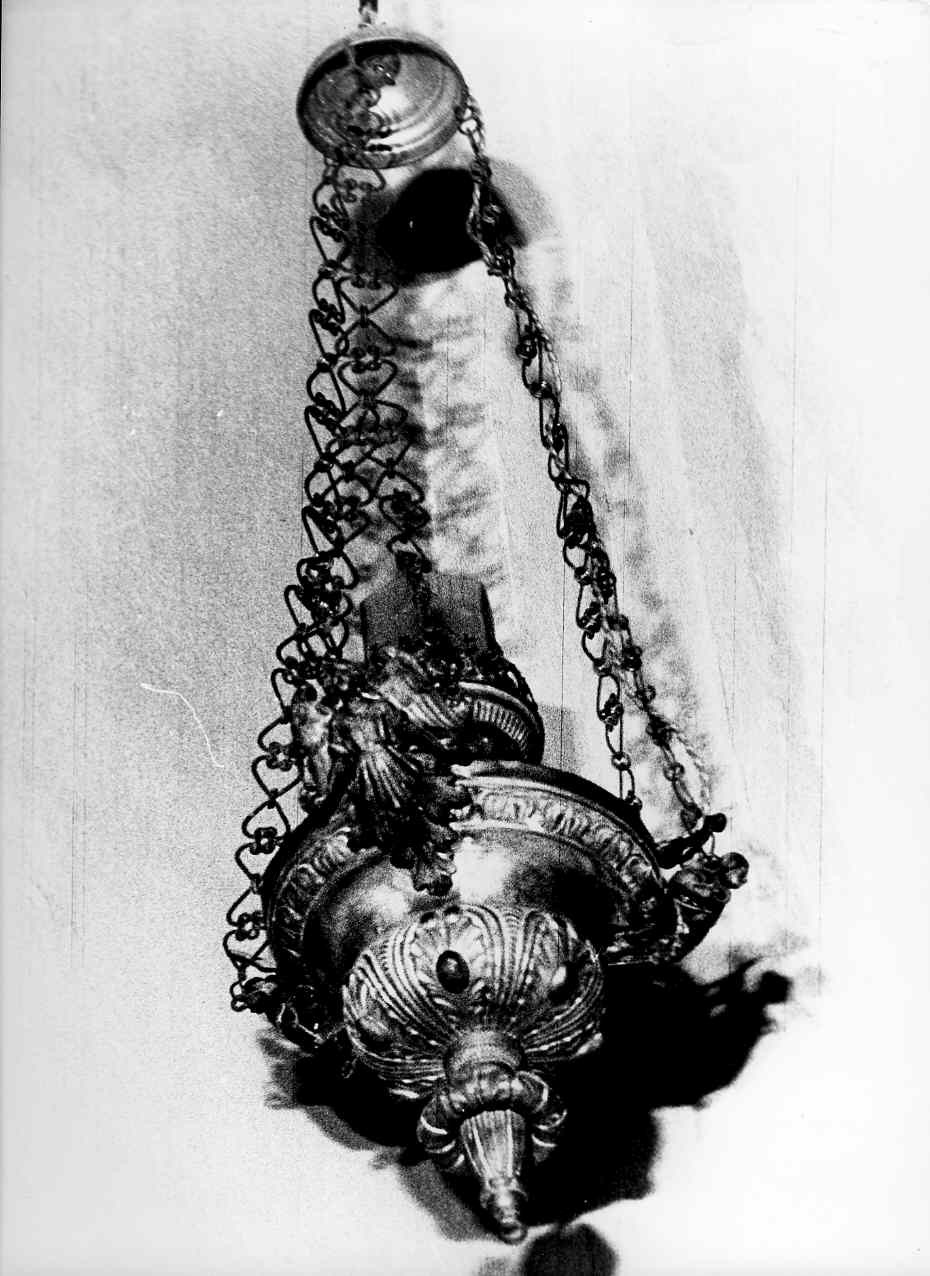 lampada pensile ad anfora, opera isolata - bottega italiana (sec. XIX)