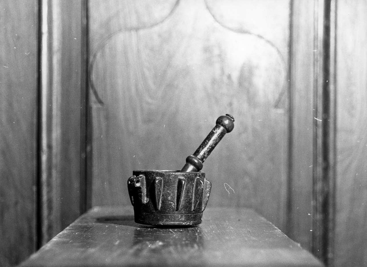 mortaio per incenso, elemento d'insieme - bottega italiana (sec. XV)