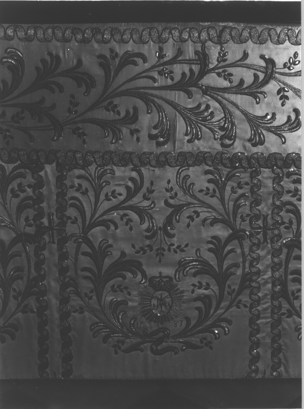 motivi decorativi a girali vegetali (paliotto, opera isolata) - manifattura genovese (sec. XVIII)