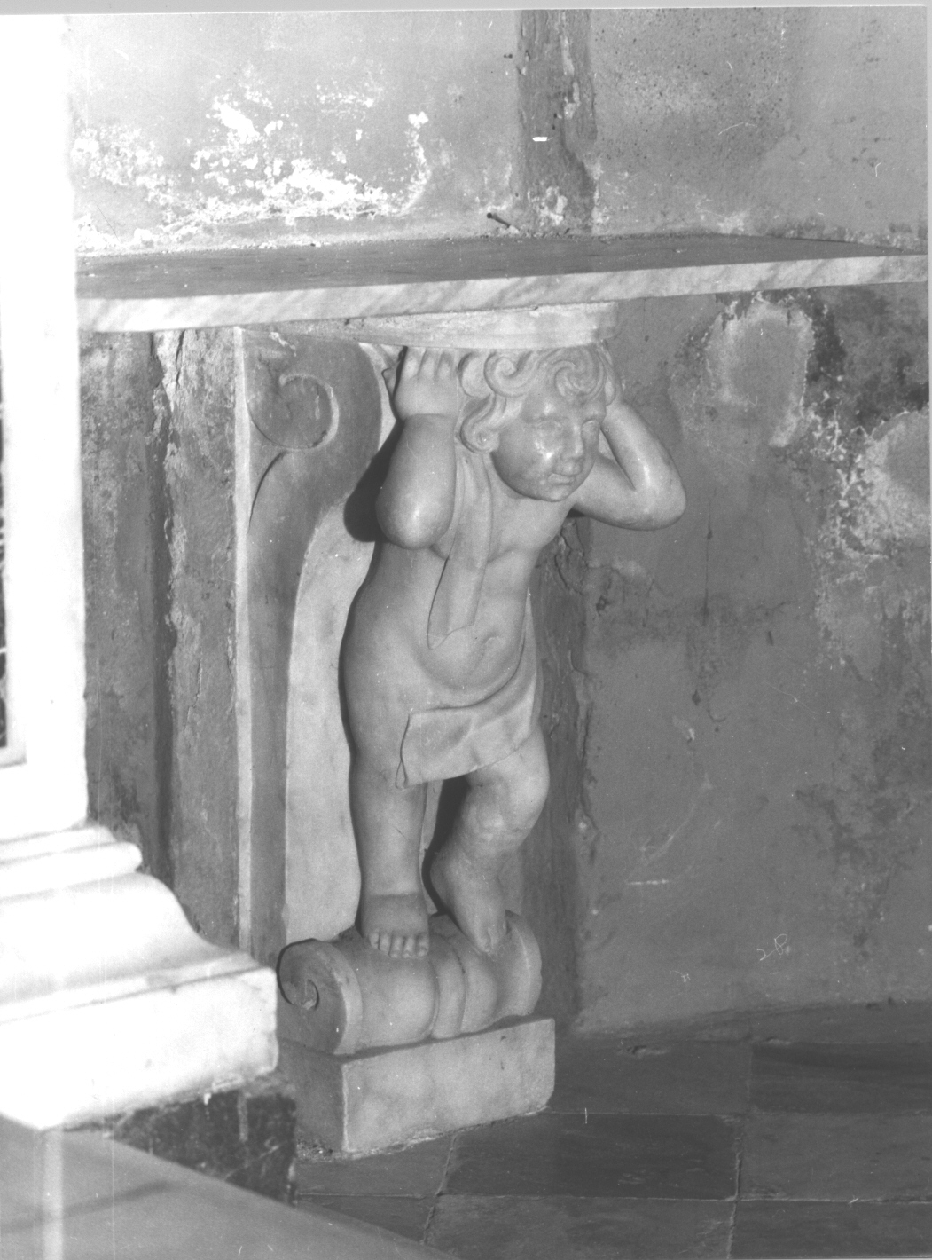 putto/ motivo decorativo a voluta (mensola, frammento) - bottega ligure (sec. XVIII)
