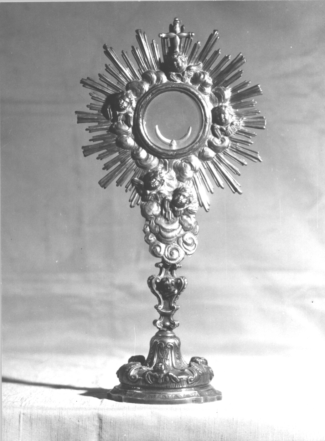 cherubini e motivi decorativi a volute (ostensorio - a raggiera, opera isolata) - bottega genovese (sec. XVIII)