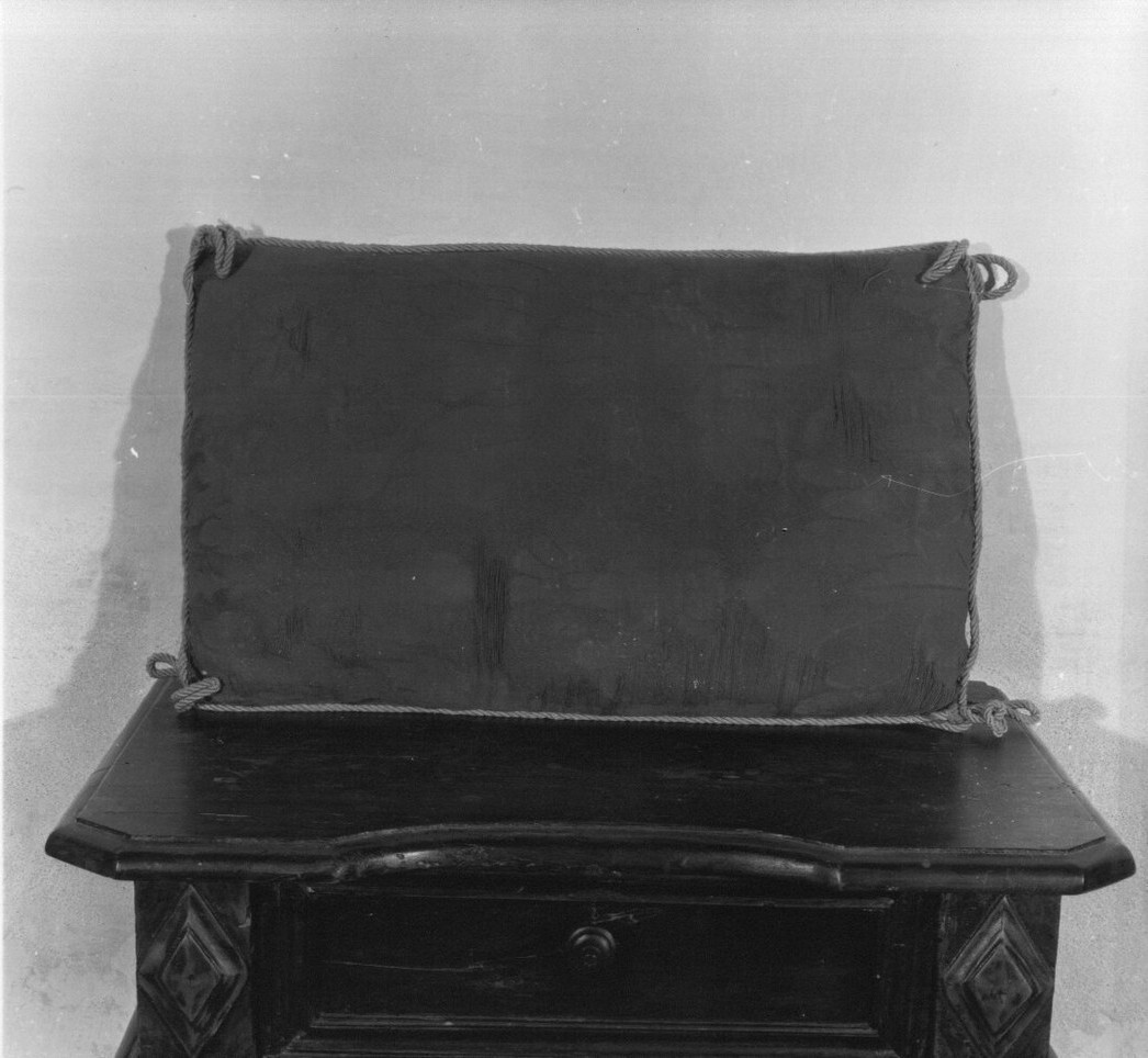 cuscino, serie - manifattura ligure (inizio sec. XX)