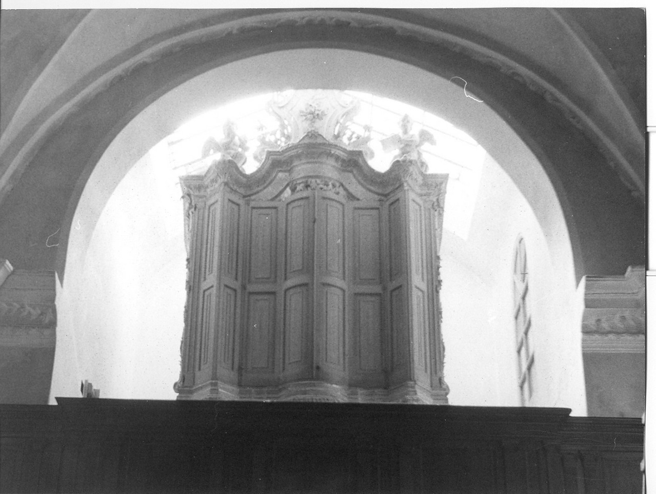 organo, opera isolata di Paoli Lorenzo (bottega) (sec. XVIII, sec. XIX)