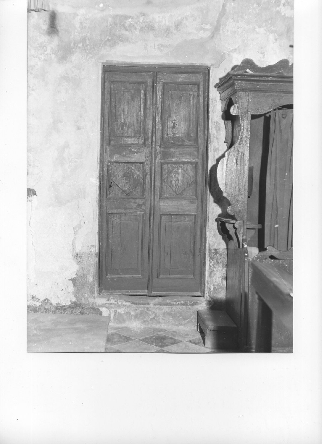 porta, opera isolata - bottega ligure (sec. XIX)