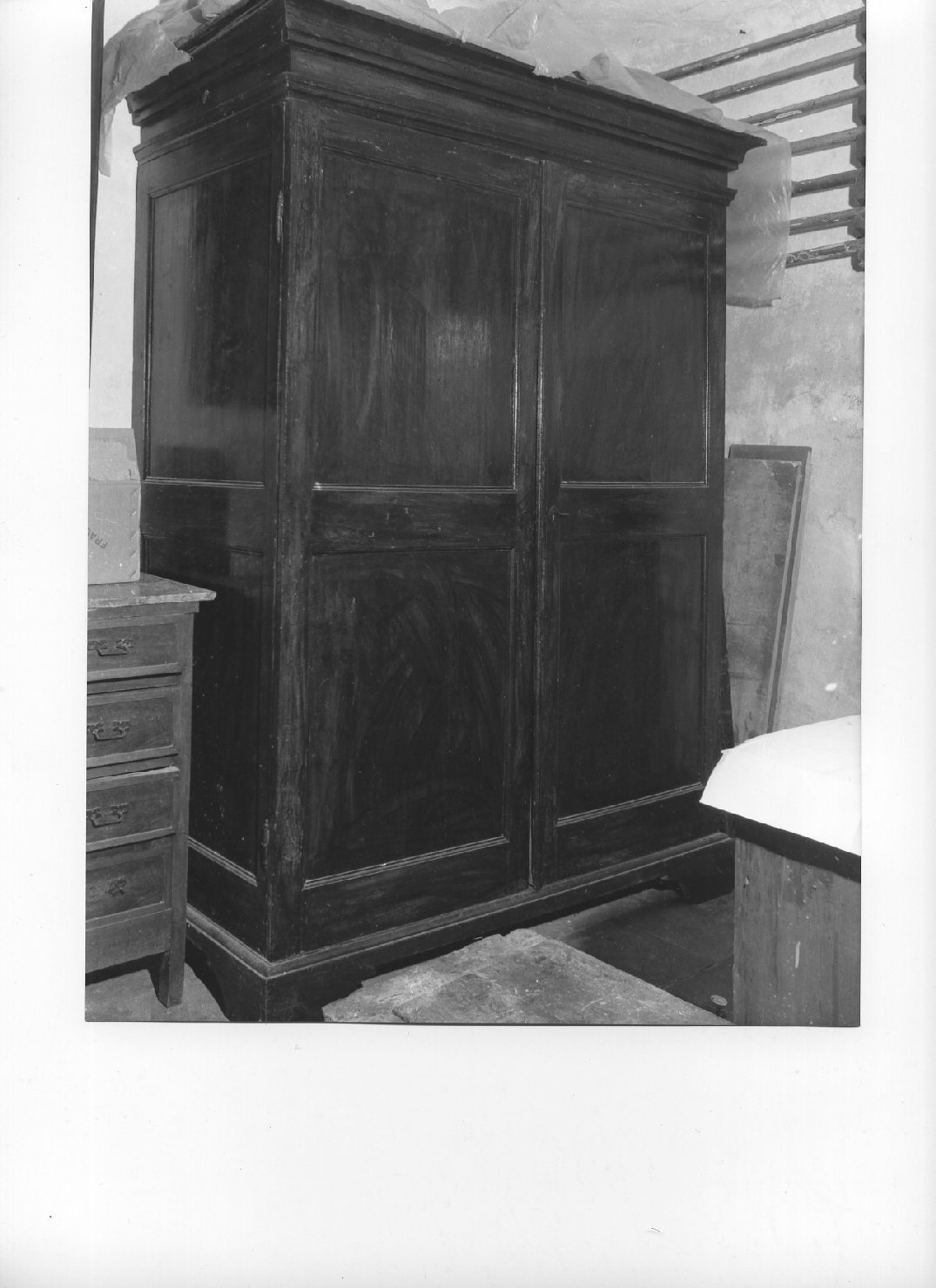 armadio, opera isolata - bottega ligure (sec. XIX)