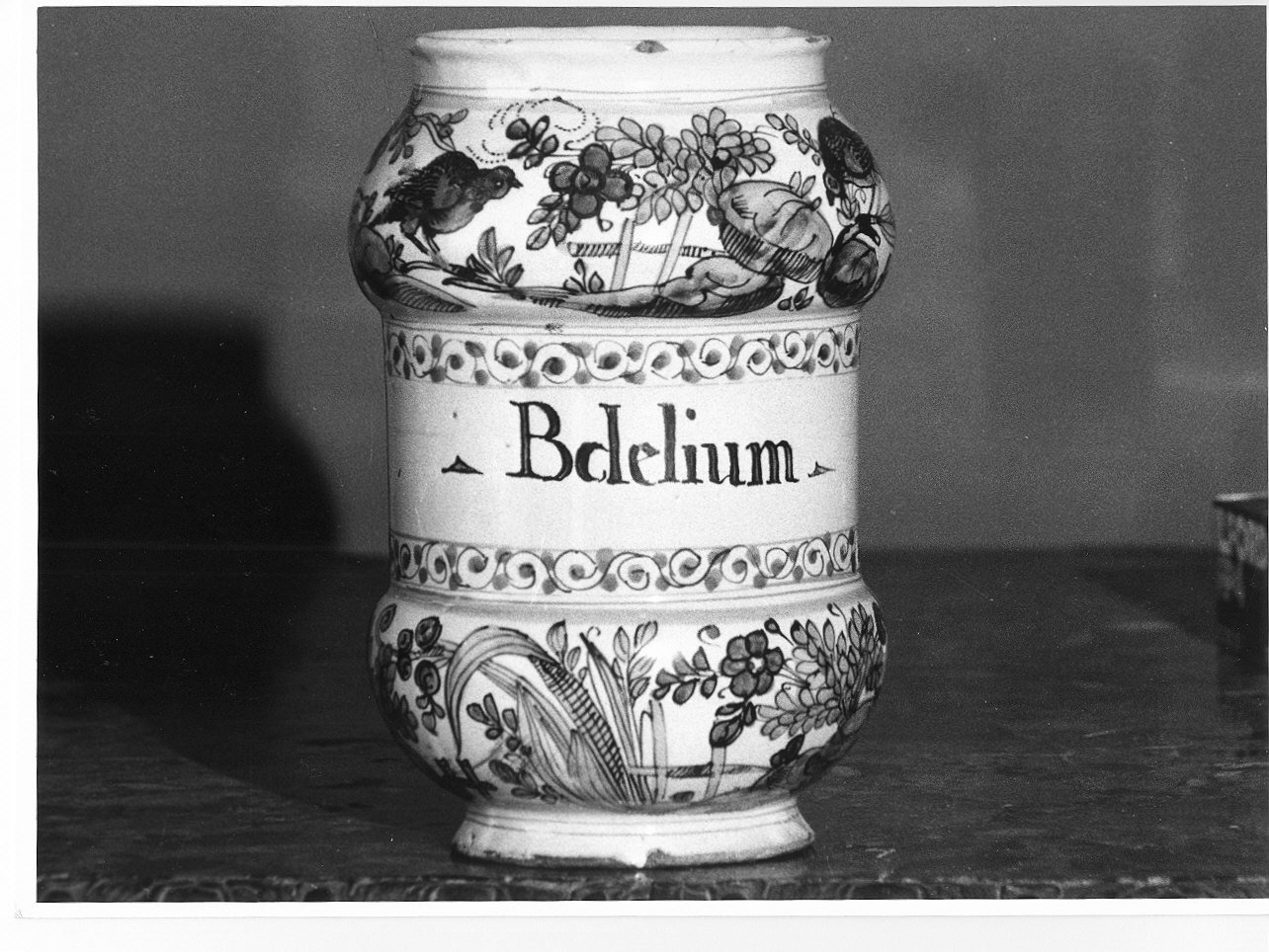 motivi decorativi vegetali con uccelli (alberello, opera isolata) di Fabbrica Pescetto (bottega) (sec. XVII)