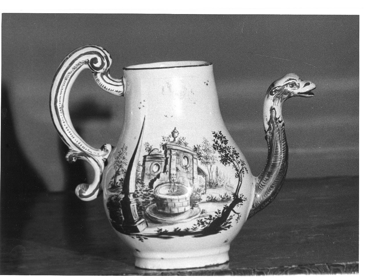 paesaggio con rovine (caffettiera, opera isolata) di Manifattura Cozzi (bottega) (seconda metà sec. XVIII)