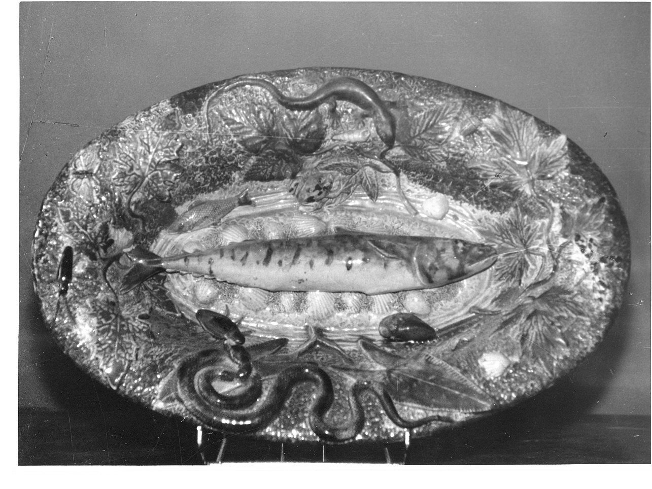 animali (piatto, opera isolata) - produzione europea (metà sec. XIX)