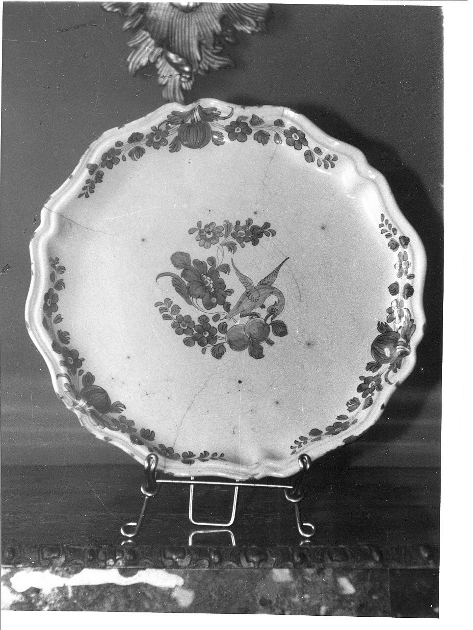 motivi decorativi vegetali con uccelli (piatto, coppia) di Manifattura Antonibon Pasquale (bottega) (sec. XVIII)